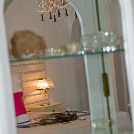 Pearl Apartament *